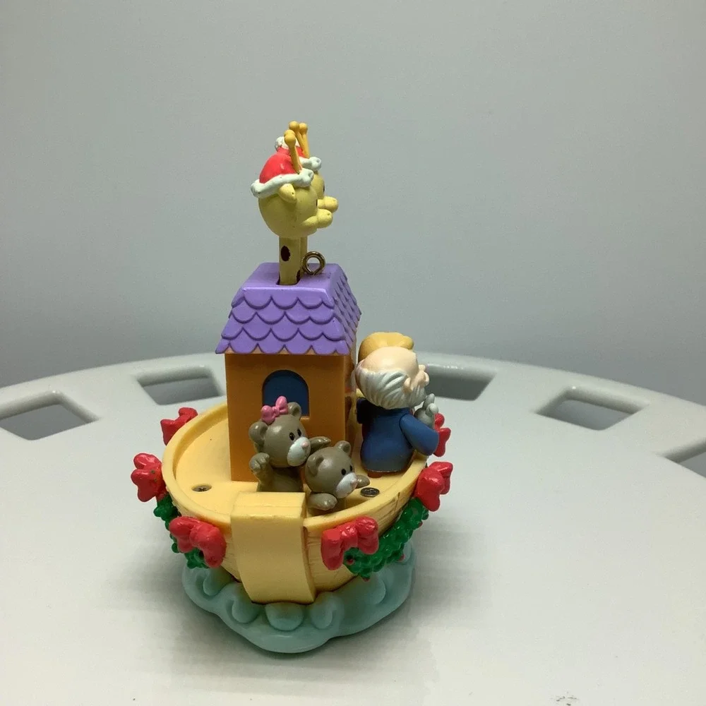 Eckerd Holiday Classics Santa's Ark Ornament 1998‎ in Box